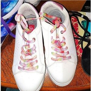 💋5/20 Pop colorful sneakers size 9